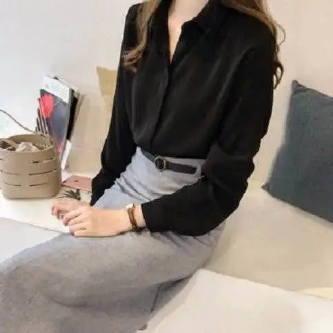Darla - Top in chiffon con scollo a V per donna