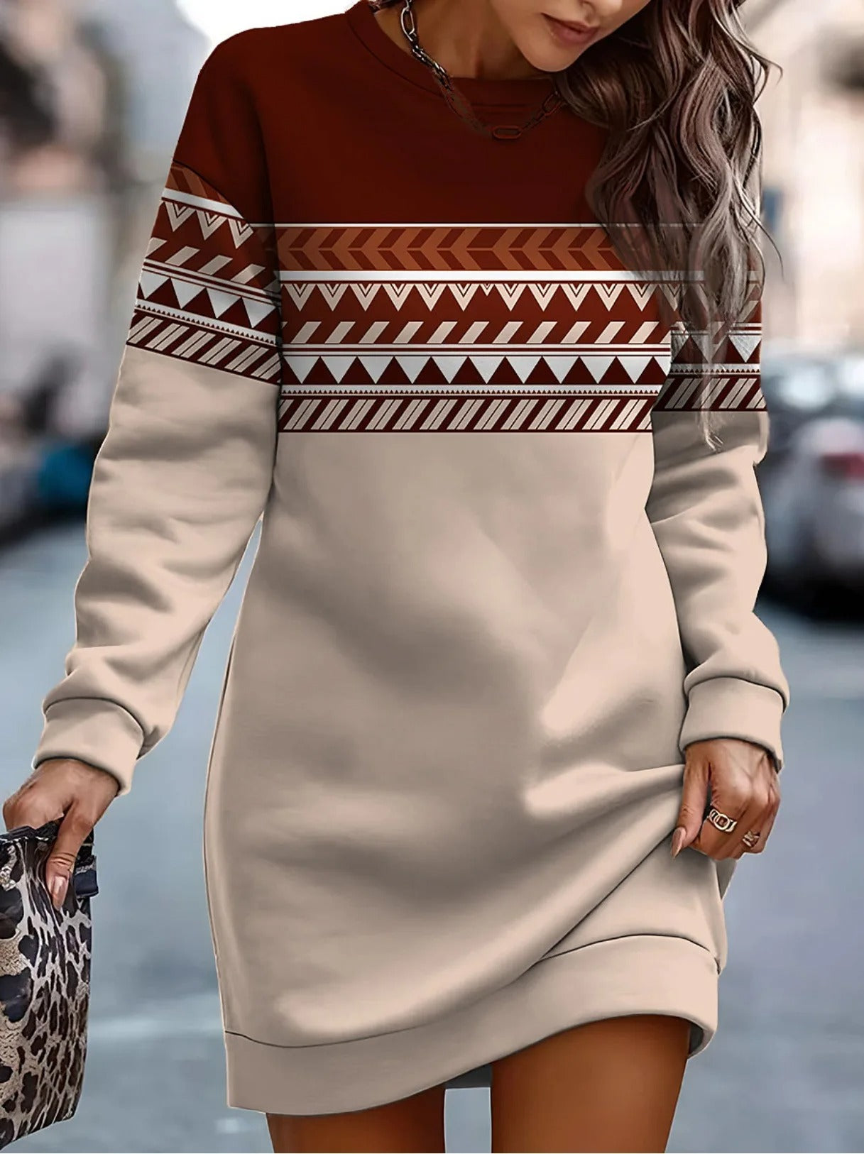 Gladys - Abito con stampa alla moda invernale e scollo a V