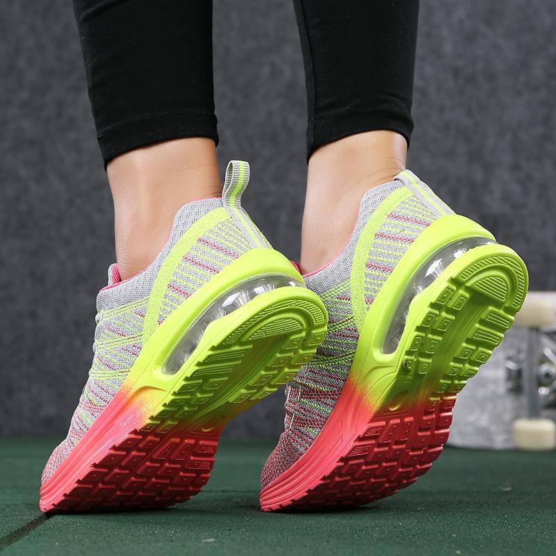 Comode scarpe casual da donna